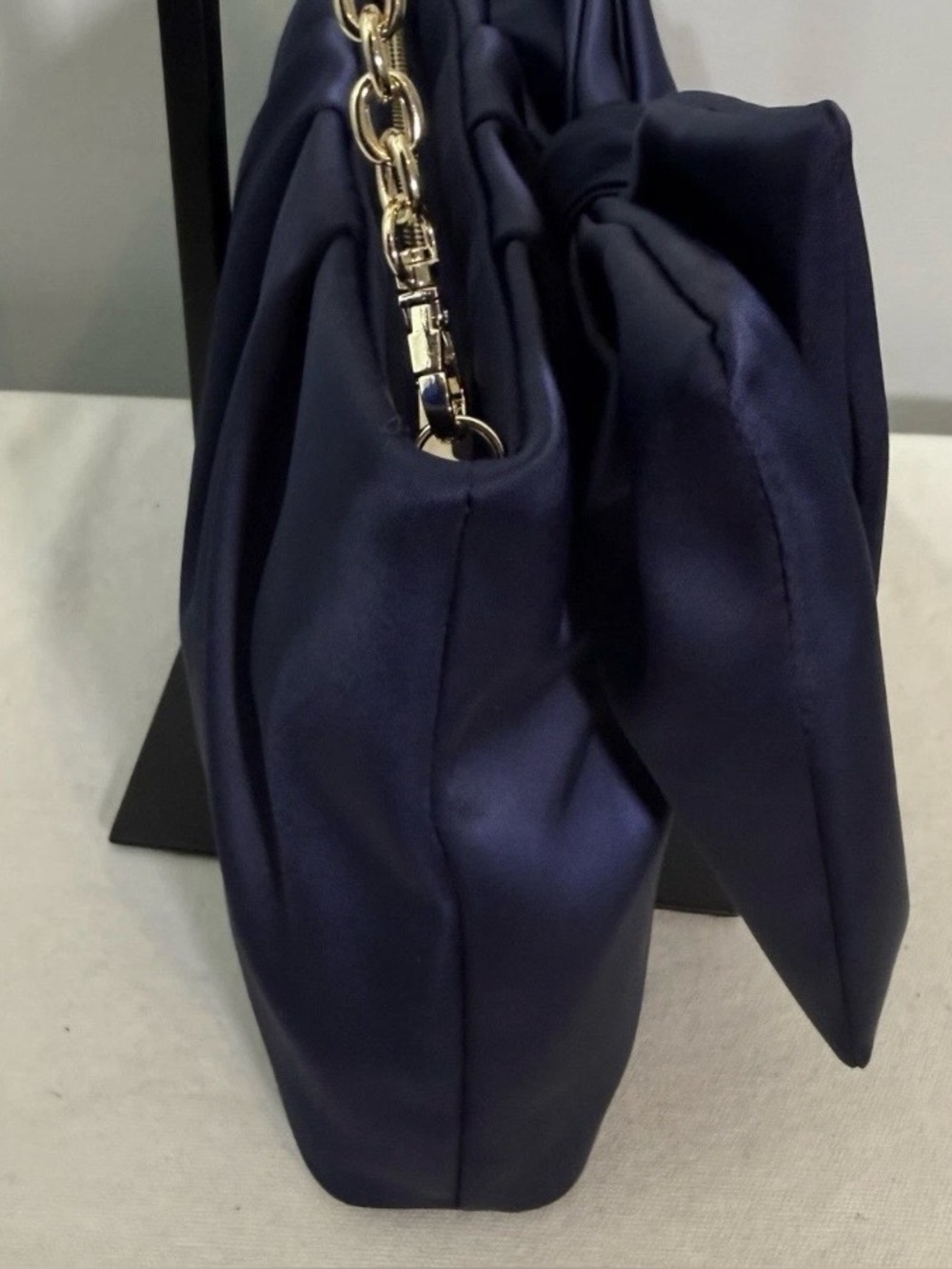 Mark & Graham Navy Satin Bow Crossbody Bag Clutch Purse Convertible - Picture 6 of 16